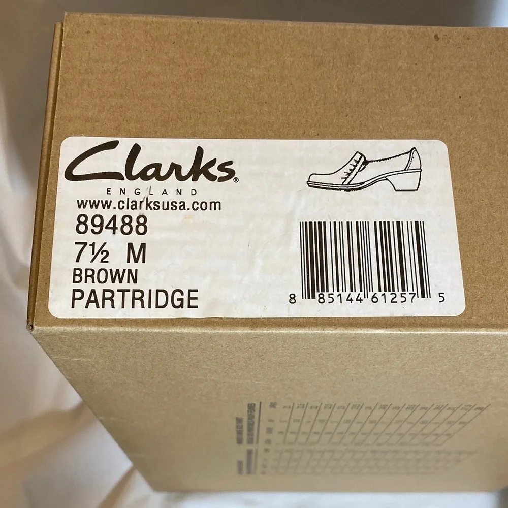 Clark’s Partridge Brown Leather heeled slip-on shoes - Women-7.5M NWT - Picture 12 of 12